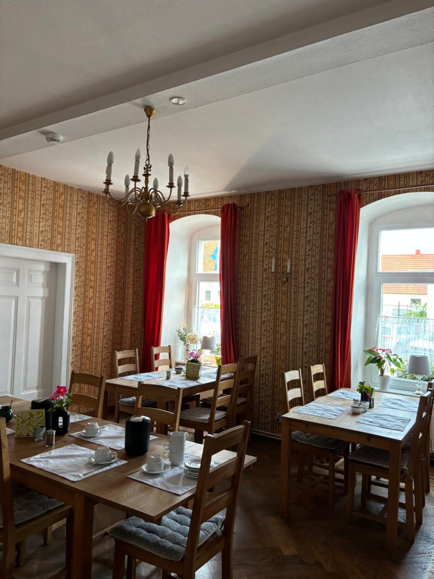 Pension Gutshaus Halle  ภายนอก รูปภาพ