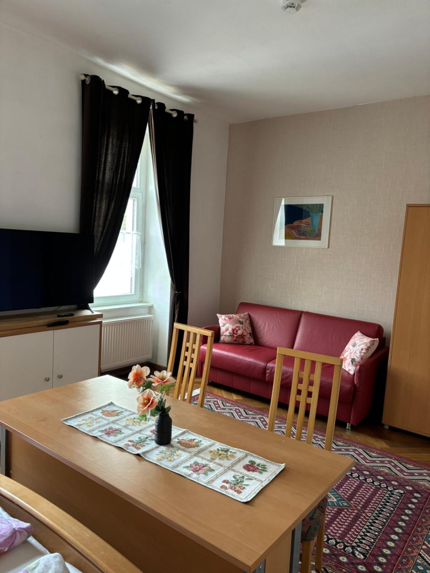 Pension Gutshaus Halle  ภายนอก รูปภาพ
